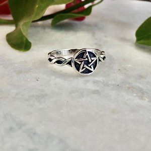 Sterling Silver Pentacle Ring, Small Star Ring